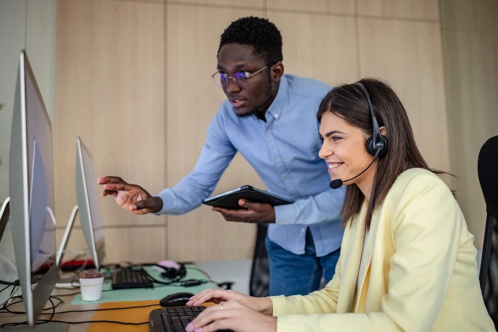 Call Center Staff using the 1800 Notify Agent-Assisted IVR compatible with Epic Systems